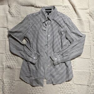 Foxcroft Non Iron Fitted Black and White Stripe Button Up